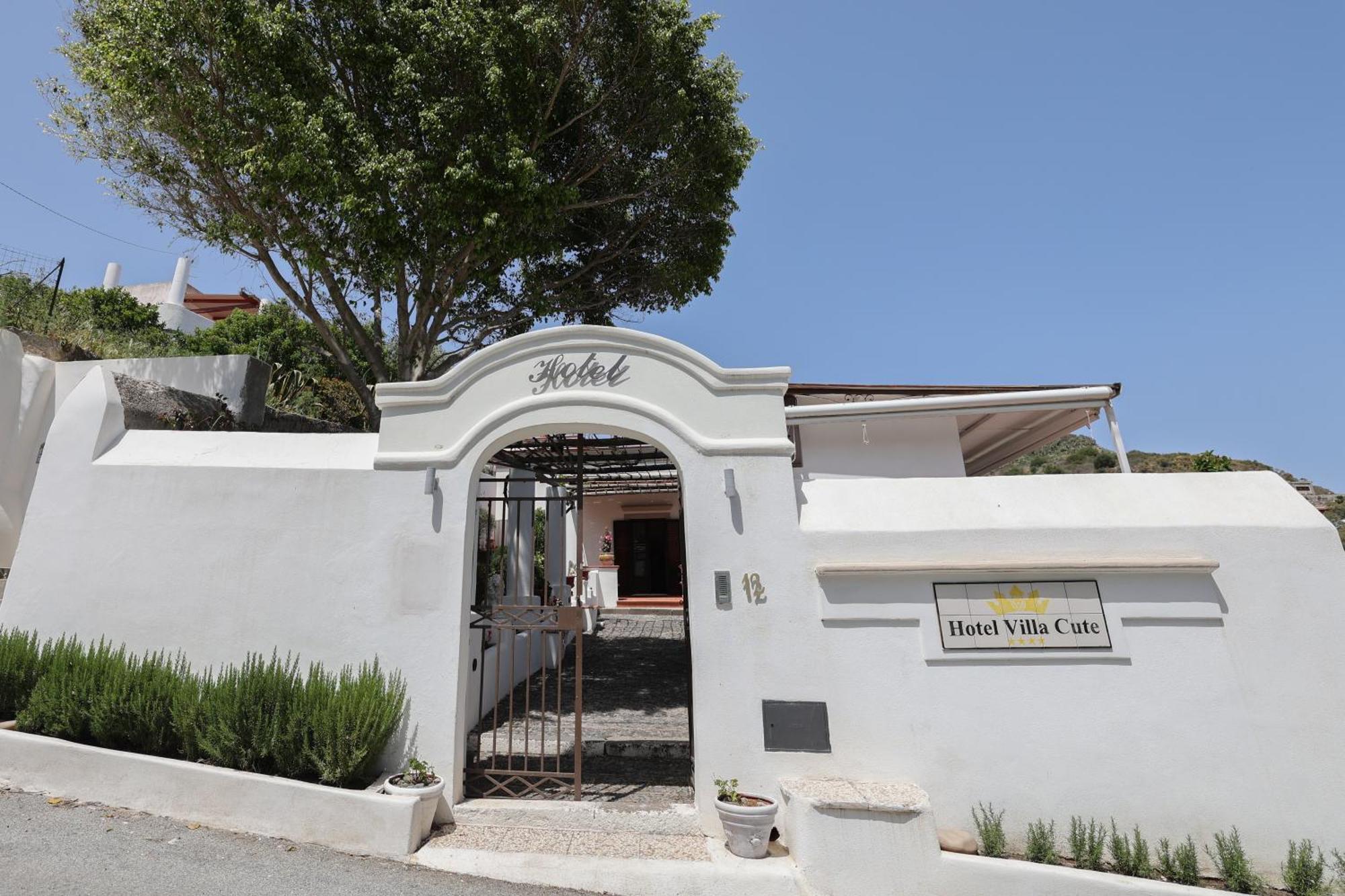 ליפארי Hotel Villa Cute - Hvc מראה חיצוני תמונה